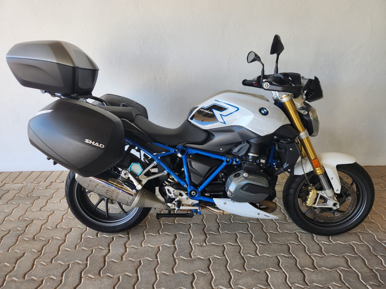 bmw r1200r 2018