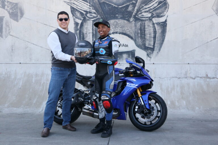 Siya and Robin van Rensburg Yamaha sponsor.