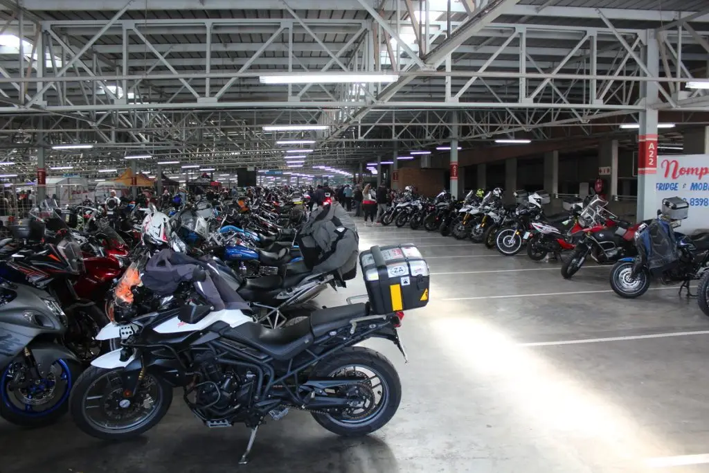 1000 bike show