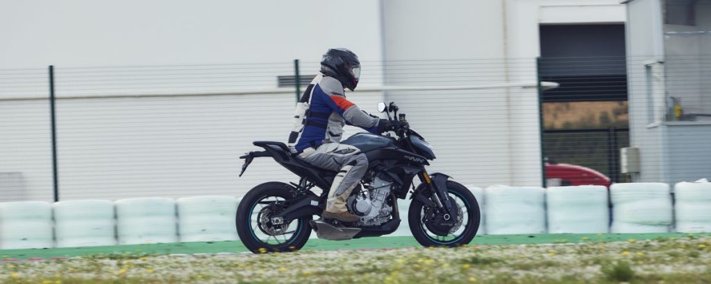 CFMOTO 675