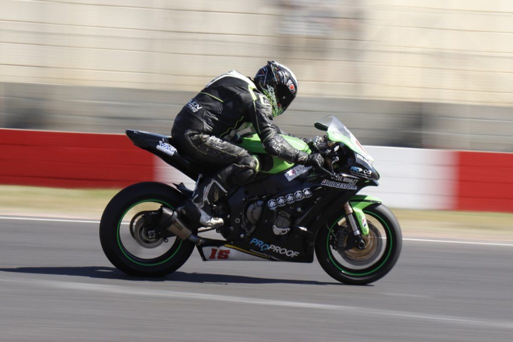 ZX-10 Cup Round 1.