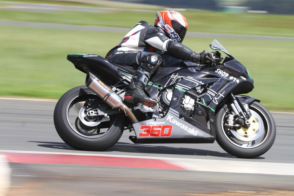 Red Star Raceway Social Racing