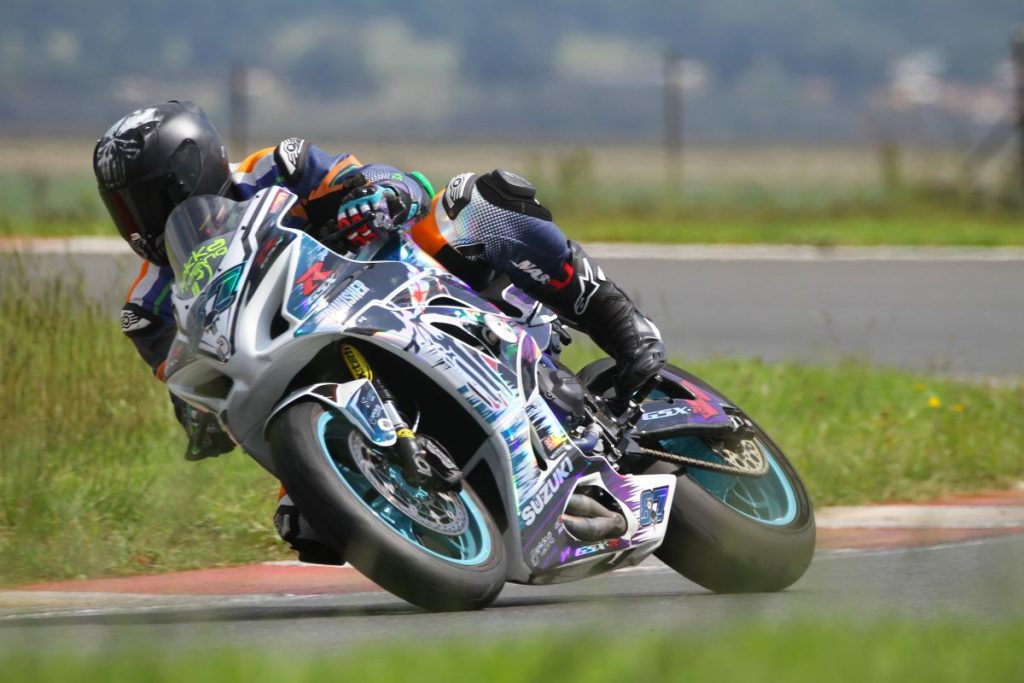 Red Star Raceway Social Racing