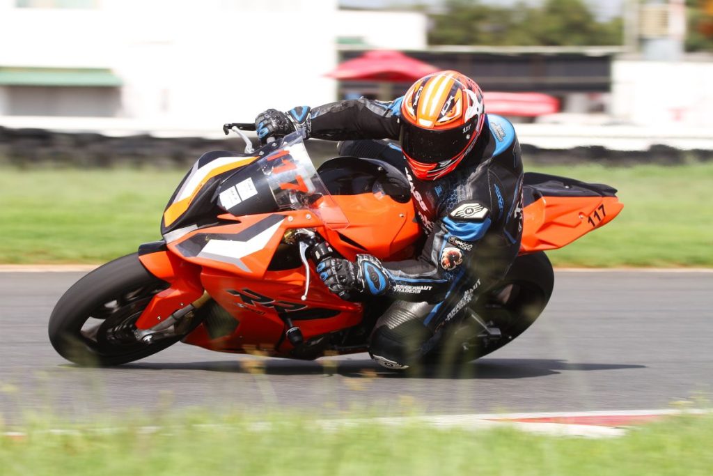 Red Star Raceway Social Racing