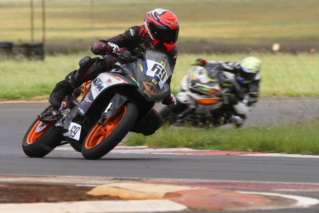 Red Star Raceway Social Racing