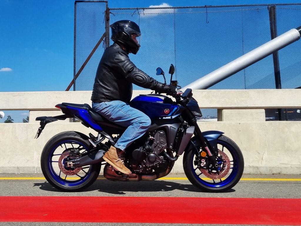 MT 09 Shift