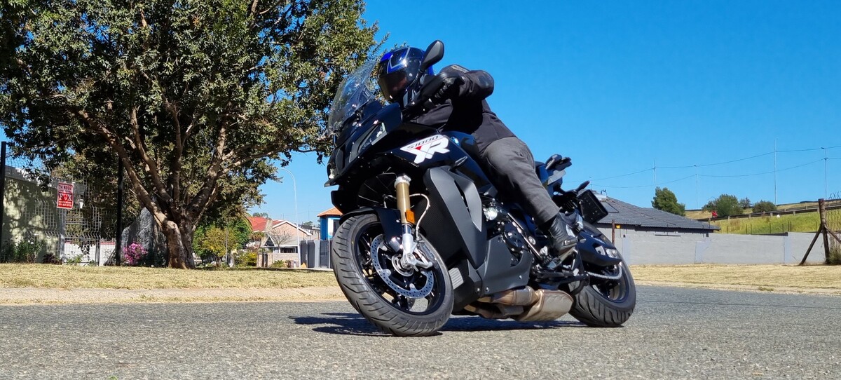 S1000XR