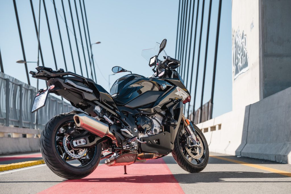 BMW S1000XR