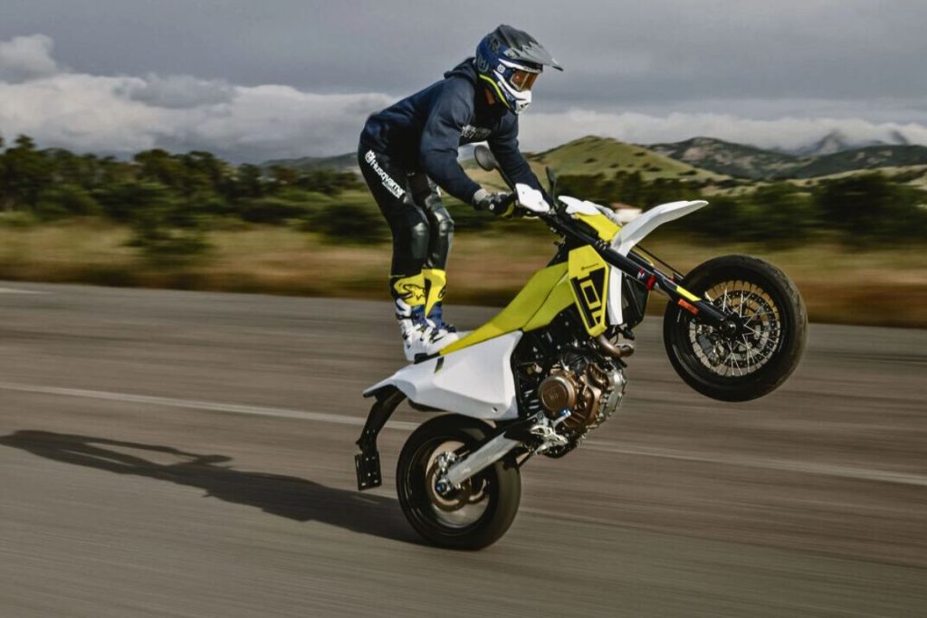 Husqvarna 701 Supermoto