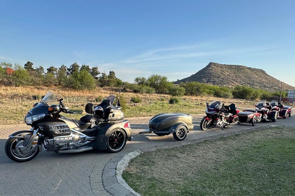 The 40th Wing Fling, Forty Years of Friendship and the Open Road; lots of Honda Goldwings; Honda Gold Wing lineup at 40th Wing Fling Hazyview 2025 Wing Riders SA themed lights parade with Gold Wings in Lowveld Gala dinner prize giving Wing Fling 2025 Gold Wing enthusiasts South Africa