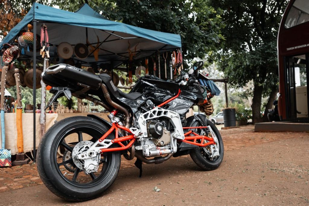 Bimota Tesi 3D Carbonio