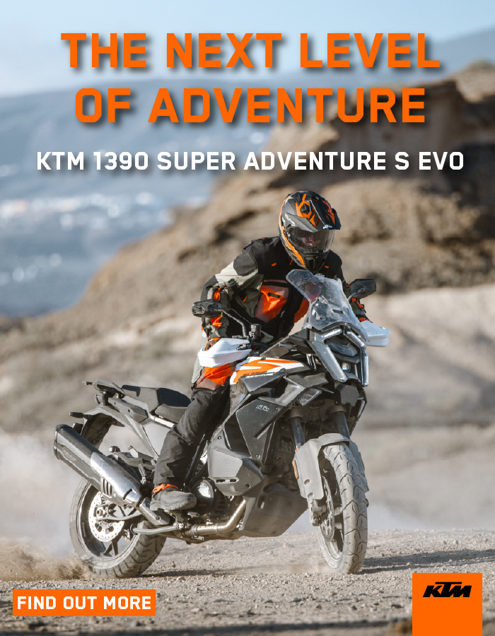 Portrait KTM 1390 Super Adventure S Evo