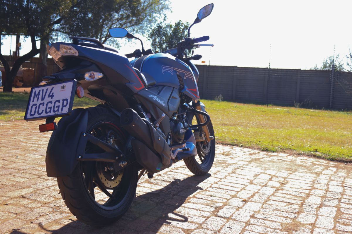 TVS Apache RTR 200 4V