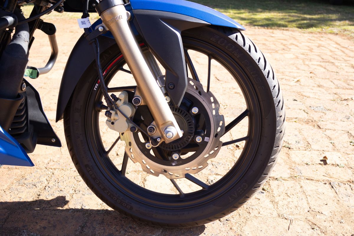TVS Apache RTR 200 4V