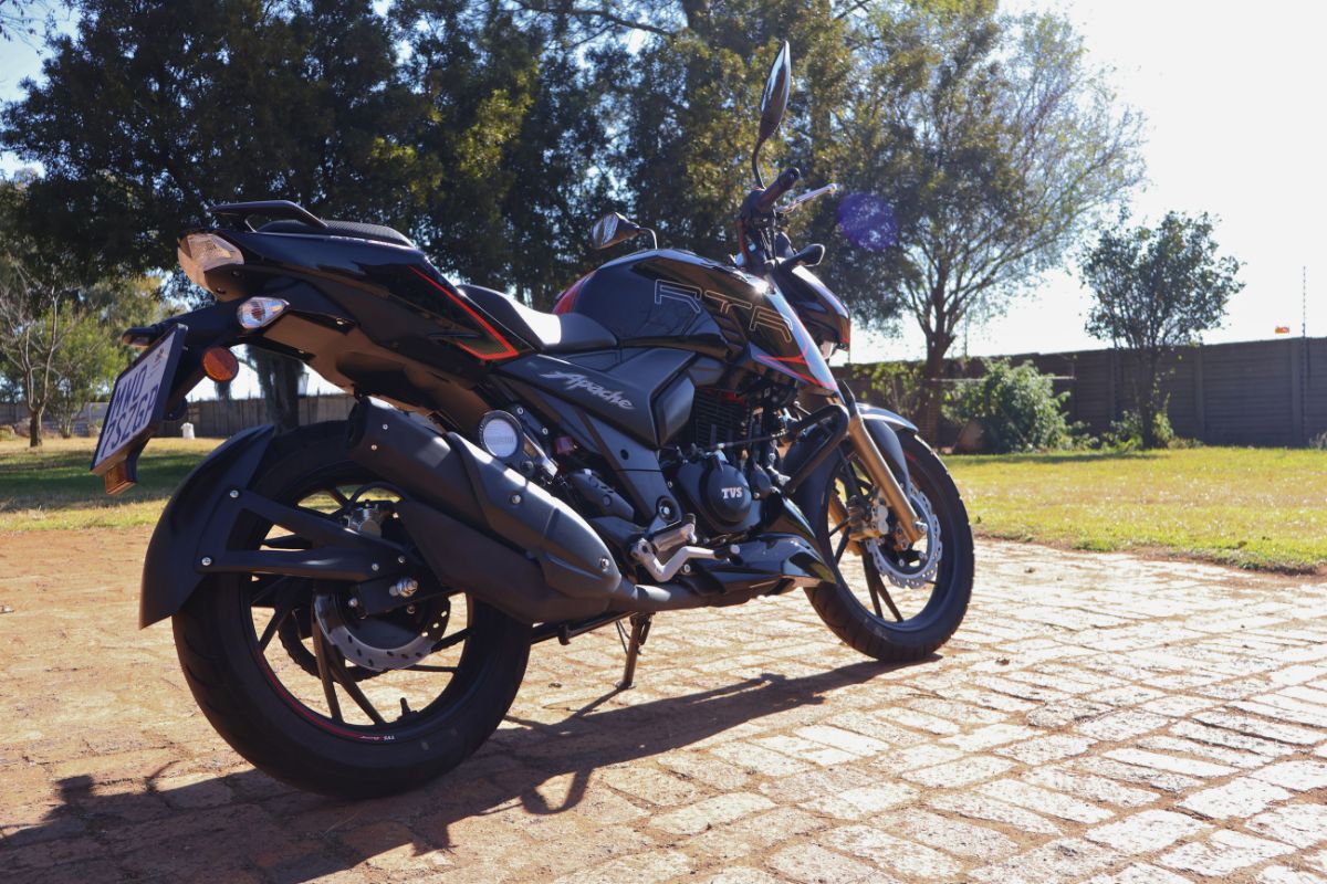 TVS Apache RTR 200 4V