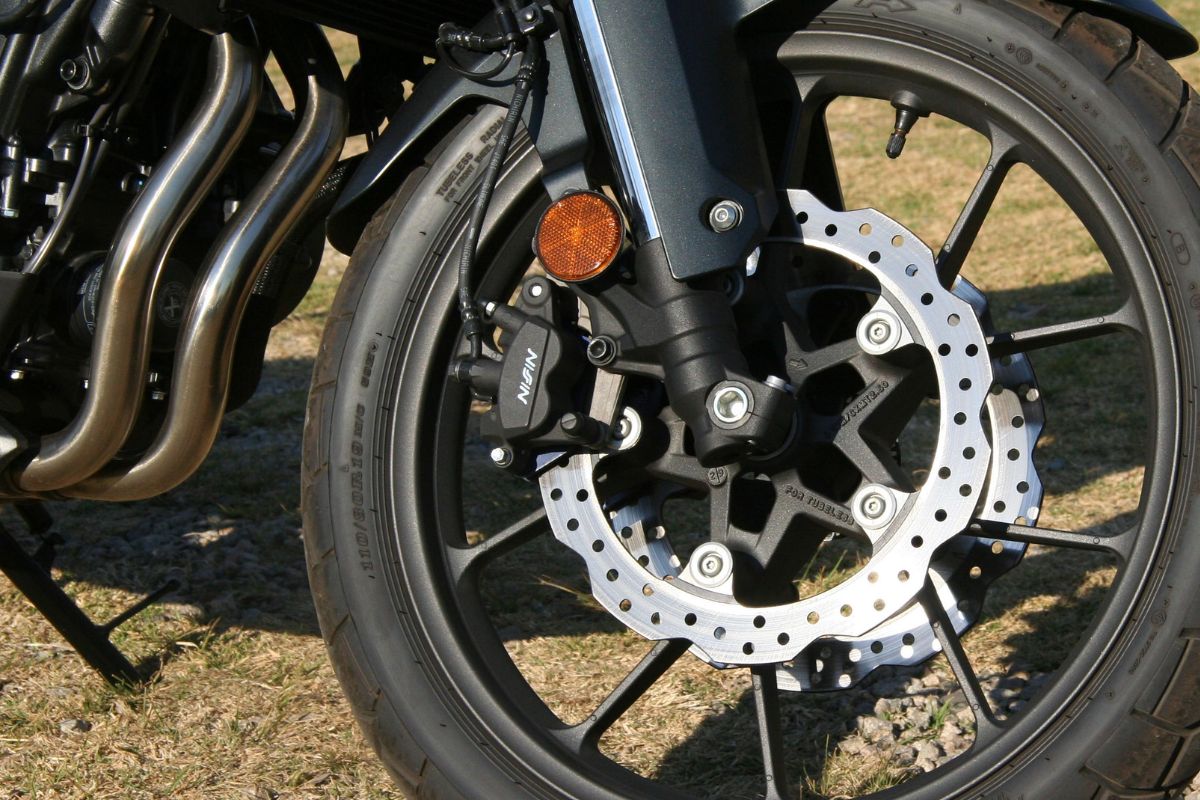 Honda NX500 E-Clutch