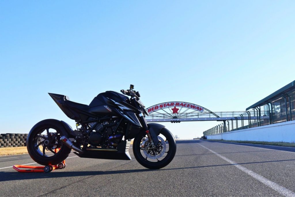 KTM 1390 Super Duke RR TRACK