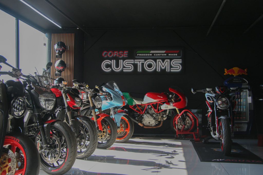 Corse Customs