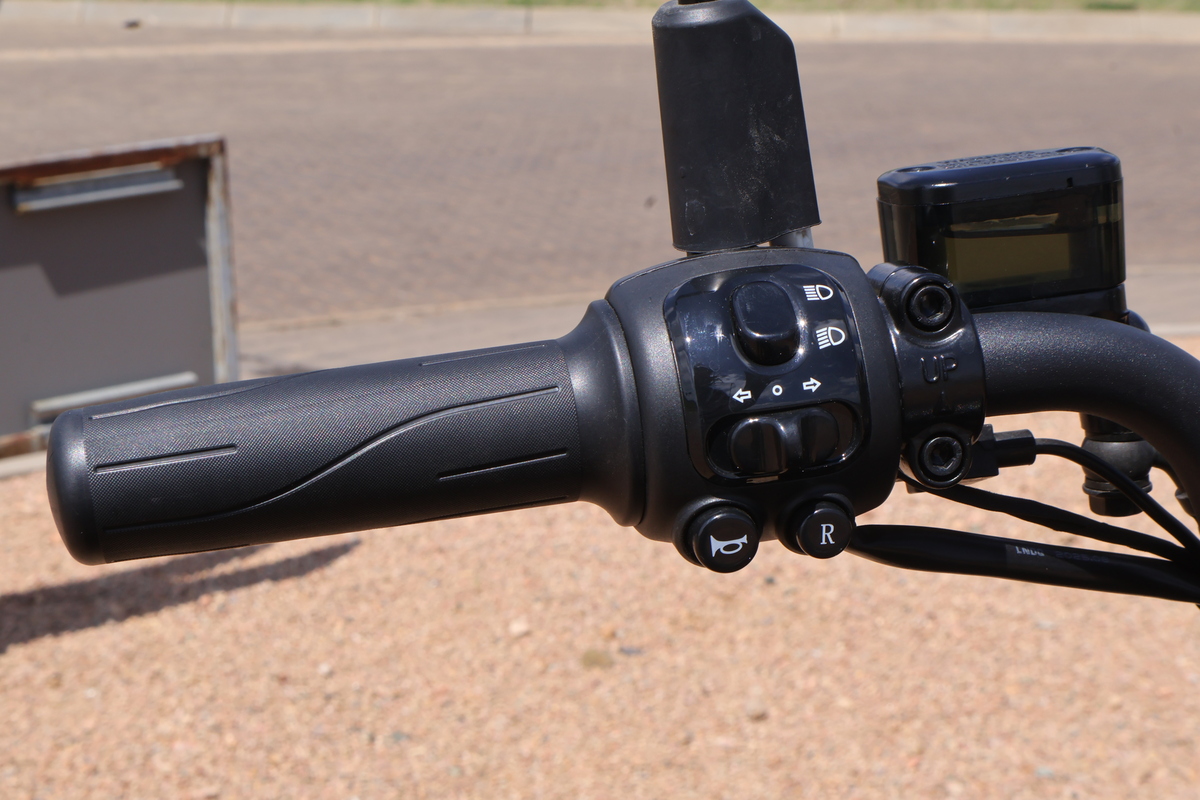 Tromox M05