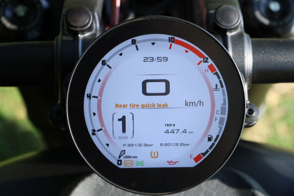 QJMOTOR SRV 600 V