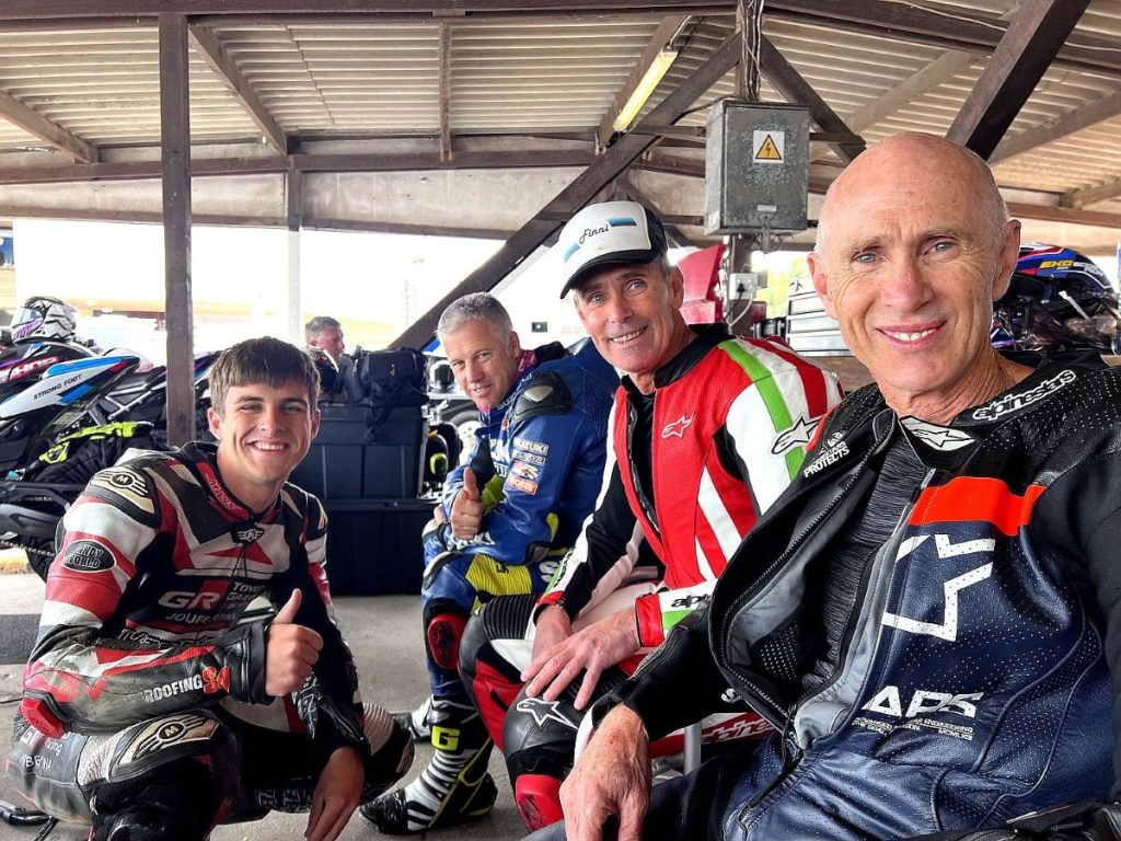 Suzuki 8R Cup