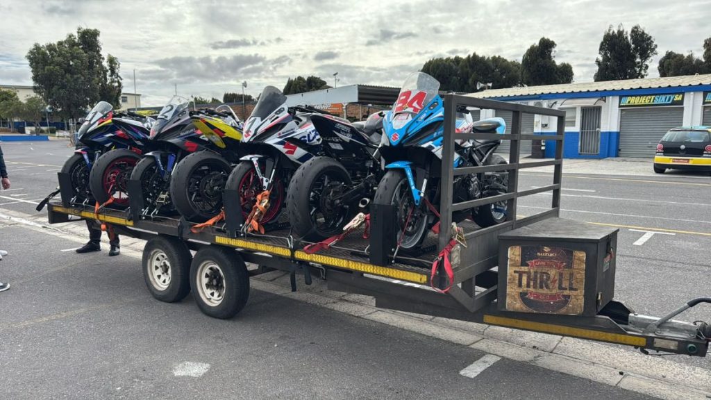 Suzuki 8R Cup